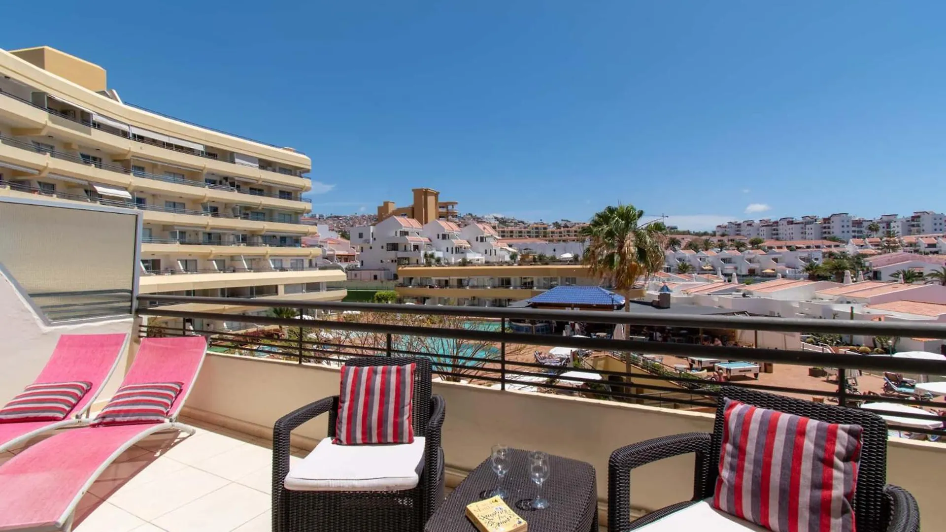 Santa Maria 30 - One Bed With Pool And Sea View Appartement Costa Adeje  Spanje