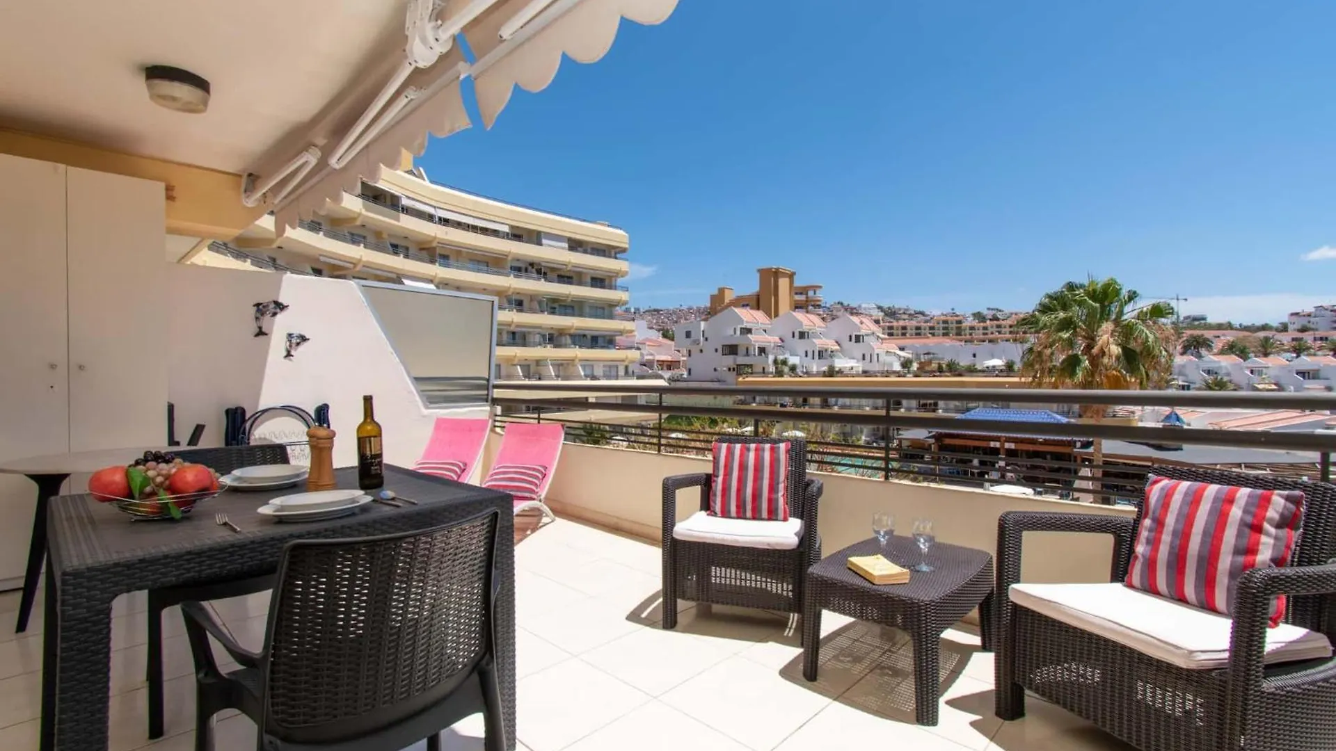 Santa Maria 30 - One Bed With Pool And Sea View Appartement Costa Adeje  Spanje